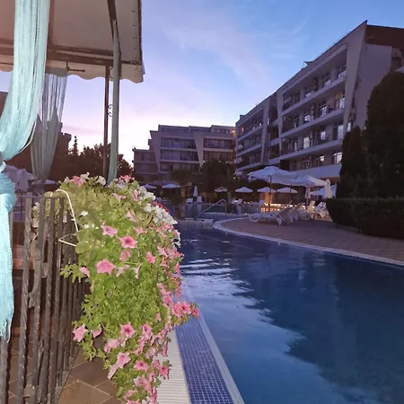 Διαμέρισμα Grand Kamelia *